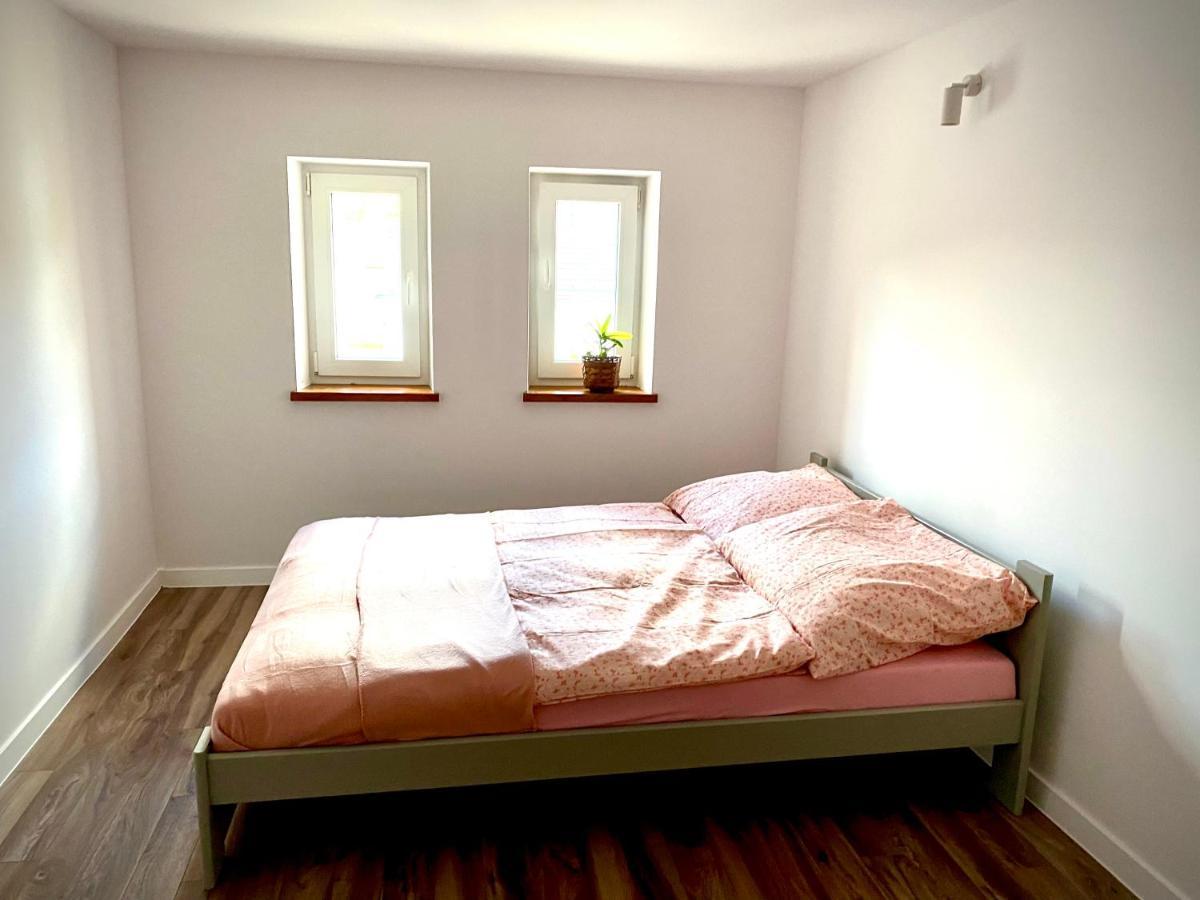 Noclegi Przy Golebiarce Wlen Buitenkant foto